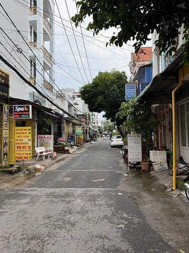 Nhà DT:4x20m đường rộng 10m Nguyễn Tư Giản, P12, Q.Gò Vấp.