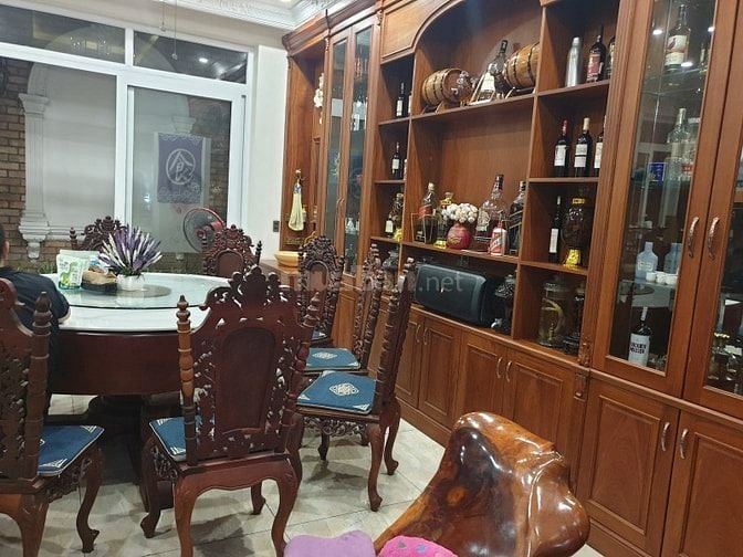 NHÀ BÈ - THỊ TRẤN BIỆT THỰ 5 TẦNG 178M2(8 X 22.3)  GIÁ 25 TỶ 