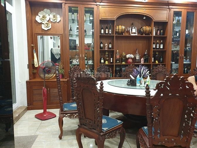 NHÀ BÈ - THỊ TRẤN BIỆT THỰ 5 TẦNG 178M2(8 X 22.3)  GIÁ 25 TỶ 