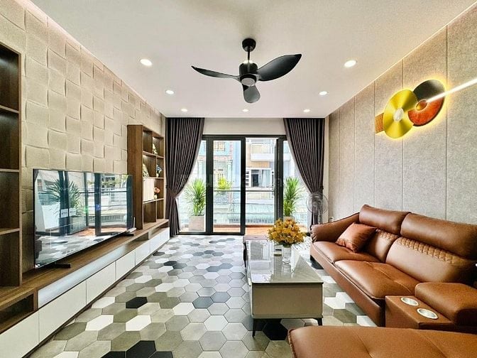 Ra liền căn 60m2 Nguyễn Thượng Hiền P5, Q.Bình Thạnh 2 tỷ 100/60m2