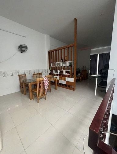 NHÀ HẺM XE TẢI 10M TÂN HÒA ĐÔNG BÌNH TÂN  DT 111M² SỔ HỒNG RIÊNG 