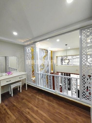 Nhà Đẹp Gần Đường Ô TÔ Trương Định, 48/52m, 5 tầng, mt 3.6m, 8.8 tỷ