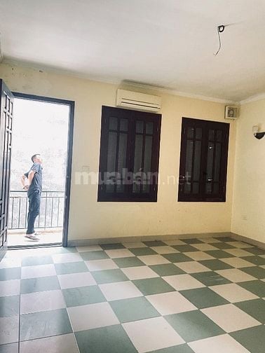 Cho thuê nhà Ngõ 325 Bạch Mai, Quận Hai Bà Trưng, Hà Nội  Diện tích 70