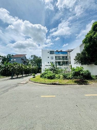 BÁN LÔ GÓC 2 MẶT TIỀN KDC THẾ KỈ 21 THẠNH MỸ LỢI DT 144.7M2- 30.5 TỶ