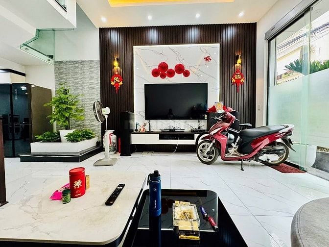 Siêu nhà ngang 6m đường Nguyễn Tiểu La, Quận 10| Nhà Mới Shr mua ngay