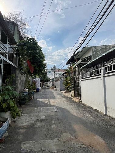 Nhà 3Tầng Lý Thường Kiệt Q11, 79m², Hẻm Ô Tô, Sổ Riêng, Giá 2.2 Tỷ