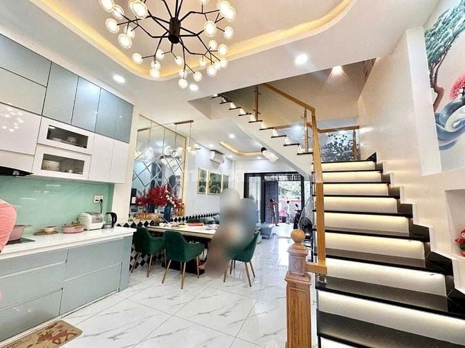 Nhà 3Tầng Lý Thường Kiệt Q11, 79m², Hẻm Ô Tô, Sổ Riêng, Giá 2.2 Tỷ