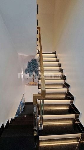Nhà 3Tầng Lý Thường Kiệt Q11, 79m², Hẻm Ô Tô, Sổ Riêng, Giá 2.2 Tỷ
