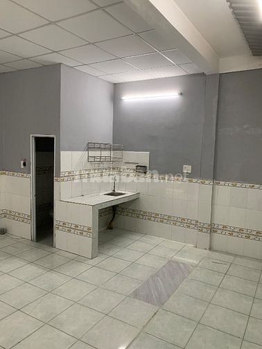 Còn 1 phòng mặt tiền thoáng mát gần aeon bình Tân 