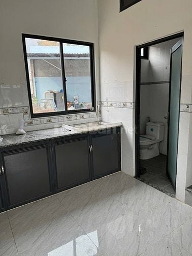 Cho thuê nhà đường Nguyễn Tư Nghiêm giá 16 triệu/ tháng 