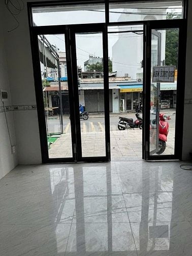 Cho thuê nhà đường Nguyễn Tư Nghiêm giá 16 triệu/ tháng 