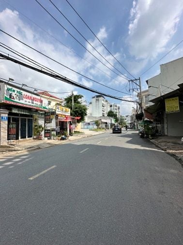 Cho thuê nhà đường Nguyễn Tư Nghiêm giá 16 triệu/ tháng 
