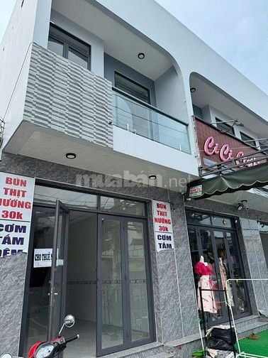 Cho thuê nhà đường Nguyễn Tư Nghiêm giá 16 triệu/ tháng 