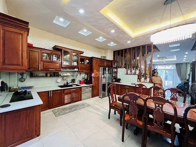 NGUYỄN OANH GÒ VẤP - HẺM 8m - 4.5 x 20 - 4 TẦNG - 8 TỶ CÒN TL 
