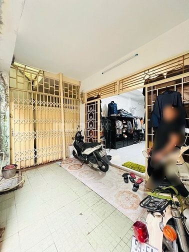 Nhà Chính chủ sát mặt tiền Nguyên Hồng P11 Bình Thạnh