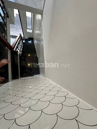 Nhà mới tuyệt đẹp, Hẻm 100 Bùi Minh Trực P5, Q8. Trệt, 1lầu, 1lửng.
