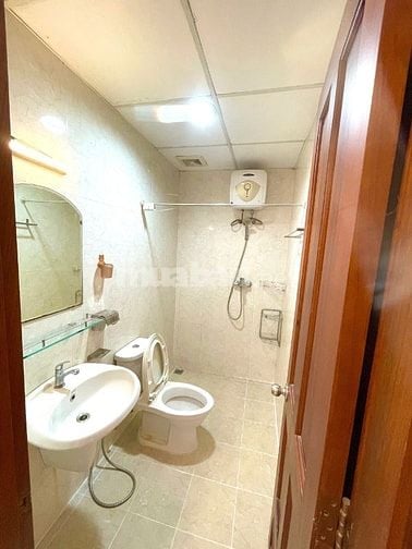 Gia đình tôi cần bán căn hộ Bàu Cát 2, 60m2, 2pn, 2wc, 2.5 tỷ chủ nhà
