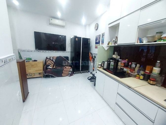 Bán nhà đường Duy Tân, phường 15, Quận Phú Nhuận, góc 2 mặt tiền