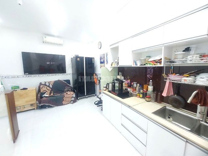 Bán nhà đường Duy Tân, phường 15, Quận Phú Nhuận, góc 2 mặt tiền