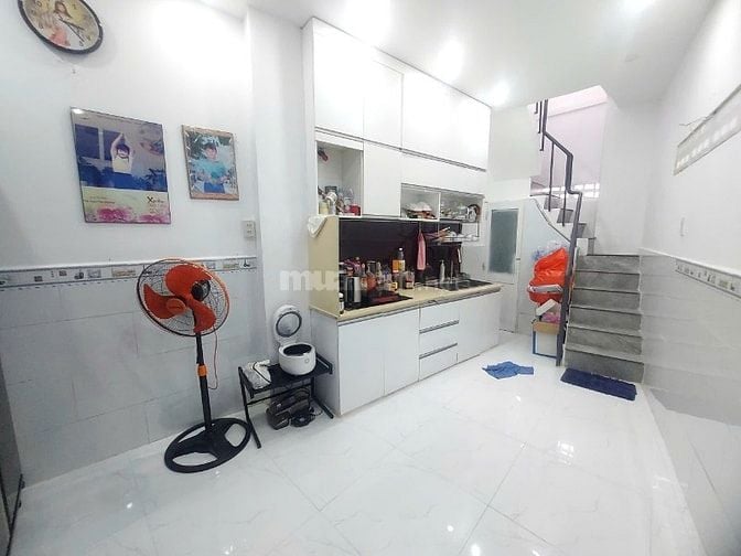 Bán nhà đường Duy Tân, phường 15, Quận Phú Nhuận, góc 2 mặt tiền