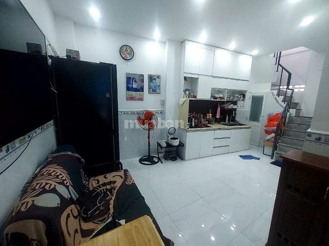 Bán nhà đường Duy Tân, phường 15, Quận Phú Nhuận, góc 2 mặt tiền