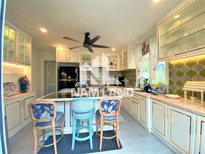 Cho thuê biệt thự 5PN, 4WC, giá siêu hời 91 triệu, 500m2 ở Nguyễn Văn 