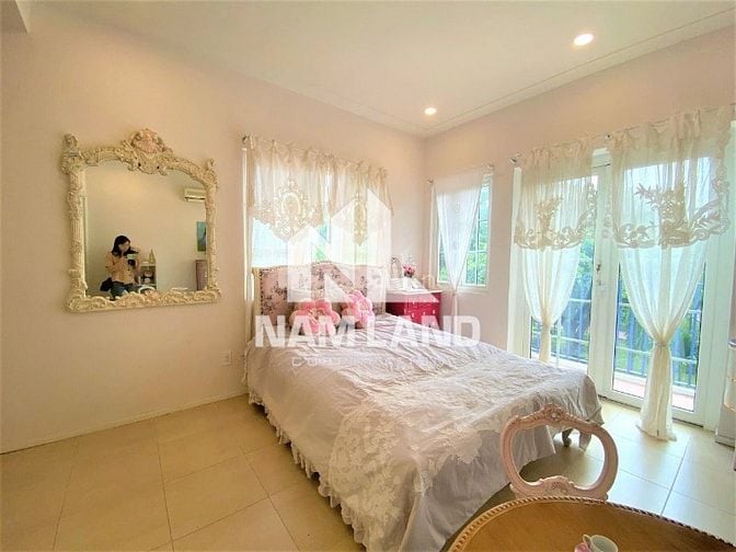 Cho thuê biệt thự 5PN, 4WC, giá siêu hời 91 triệu, 500m2 ở Nguyễn Văn 