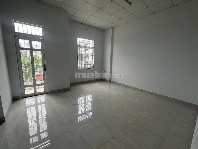 Nhà riêng 4PN, 100m² tại KDC Phước Thiện, Q9, HCM giá siêu hời 7,5 tỷ.