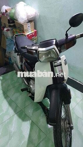 XE NHÀ ÍT SỬ DỤNG CÒN MỚI MÁY BAO NGON ĐỦ GIẤY TỜ