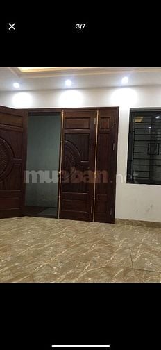 Chính chủ bán nhà 5 tầng ở Ngõ 61 Phố Trạm Long Biên