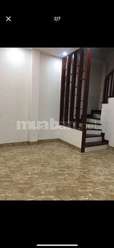 Chính chủ bán nhà 5 tầng ở Ngõ 61 Phố Trạm Long Biên