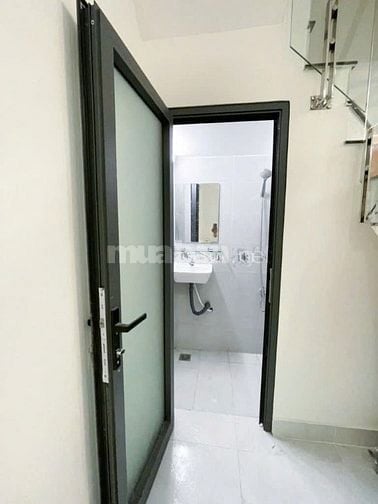 Nhà hẻm 776 nguyễn duy P12Q8.cách mặt tiền 30m.4tỷ760