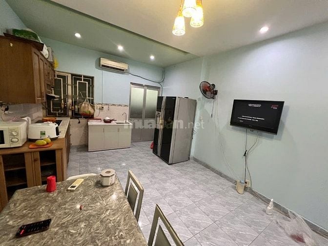 Nhà Lâm văn Bền 4.05x19, 3PN,4wc,hẽm xe hơi. Đông. Đẹp ở ngay.10.5tỷ.