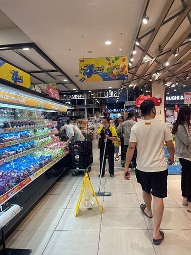 TUYỂN TRỰC TIẾP NAM/NỮ BÁN HÀNG - NV KHO - TẠP VỤ ( KHU VỰC Q3 )