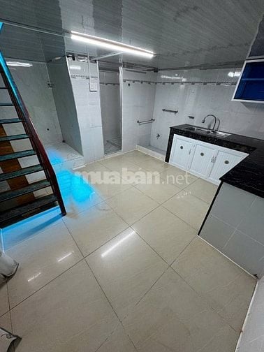 3,85 tỷ nhà cực rộng 65 mét đất , nở hậu đẹp , Sổ hồng riêng cc ngay