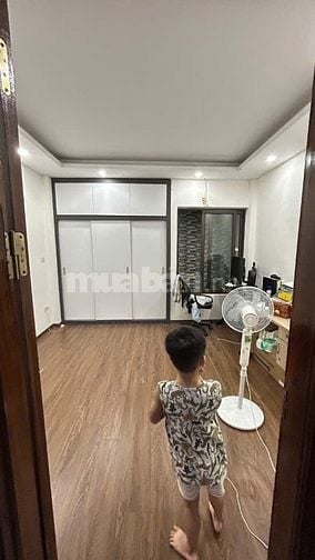 Cho thuê nhà nguyên căn 4 tầng diện tích 50 m2