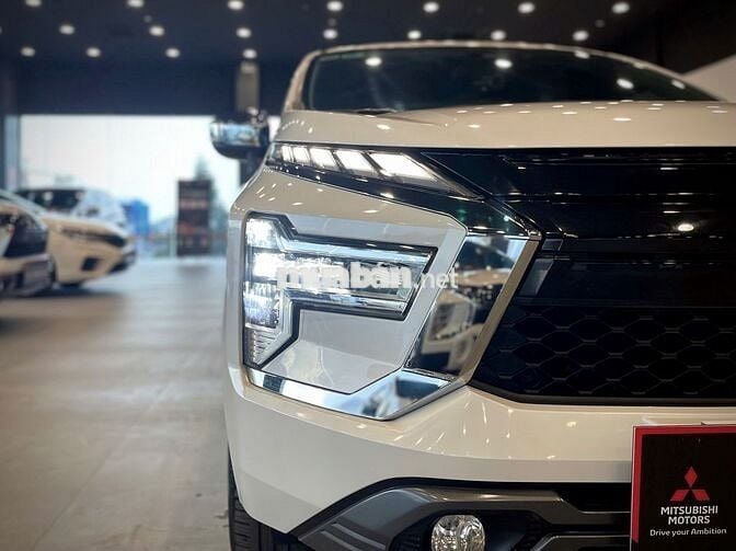 Mitsubishi Xpander 2024 Premium - Trắng- 35.000km