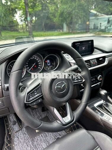 Mazda 6 2020 Premium 2.0 AT