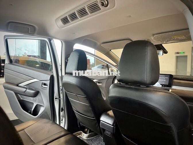 Mitsubishi Xpander 2023 Premium - Trắng- 24.000km