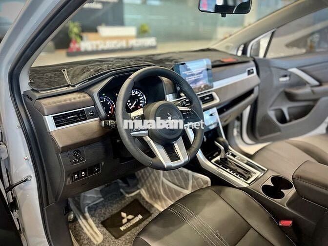 Mitsubishi Xpander 2024 Premium - Trắng- 35.000km