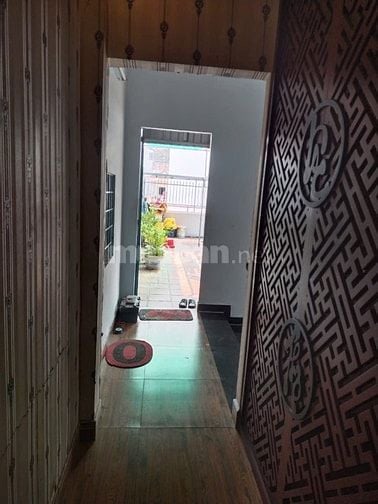 nhà mặt tiền kinh doanh chính chủ ngay siêu thị emart 2