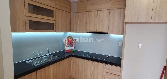 Cho thuê căn hộ mới 74m2;2PN/2WC.Vị trí 2 MT,liền kề Phú Mỹ Hưng,Q.7.