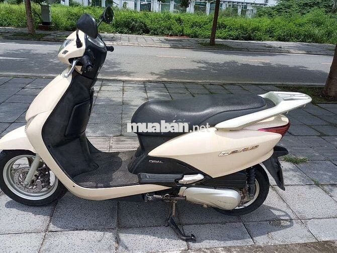 Nhà bán xe Lít chân chống điện