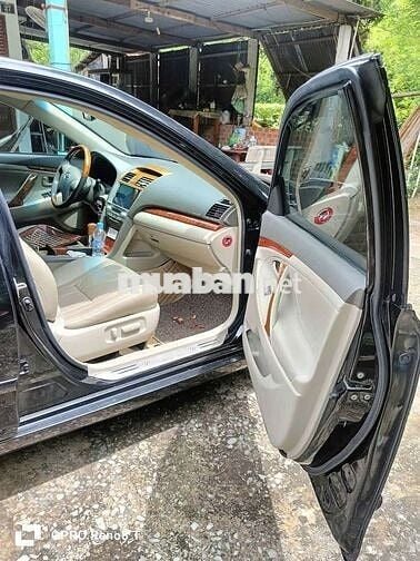 Ít sử dụng nên gia đình cần bán xe Camry đời 2010