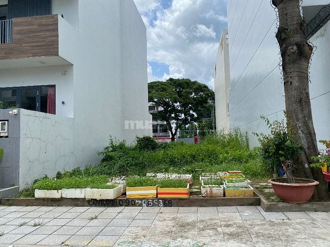 Bán đất Thủ Thiêm Villa, 160m2, đường 12m, vị trí đẹp gần sông Sài Gòn
