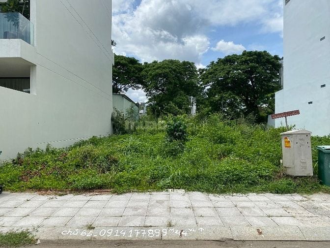 Bán đất Thủ Thiêm Villa, 160m2, đường 12m, vị trí đẹp gần sông Sài Gòn
