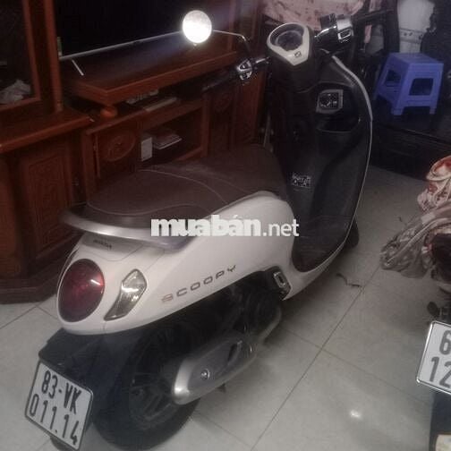 Scoopy 2024 2 chìa khoá 2 kính zin 98%