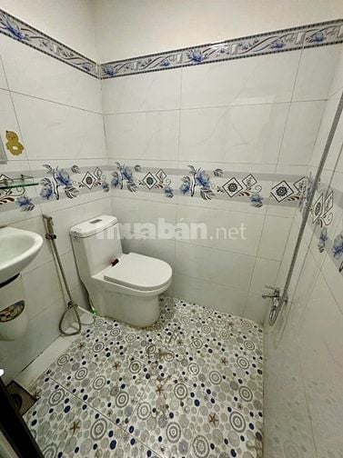 Cần bán gấp nhà 1trệt, 1 lầu, Hẻm 152  Hưng Phú, P9, Q8. N3,8m x D7m