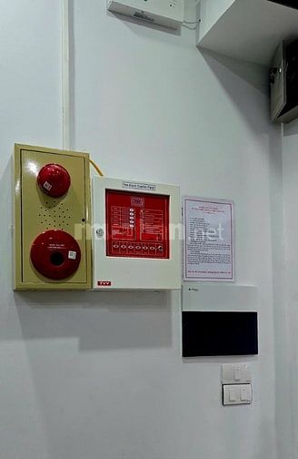 Bán CCMN ngõ rộng oto Giáp Bát 33m giá 9.7 tỉ
