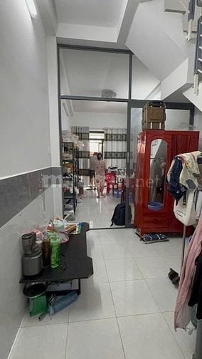Hẻm xe hơi 6m) cách mặt tiền Bùi Minh Trực 3căn nhà.chiều dài16m 